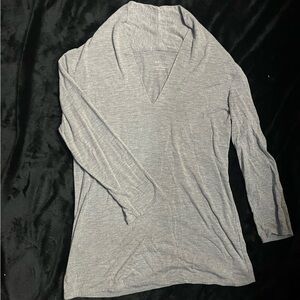 Grace Gray V-Neck Long Sleeve Top